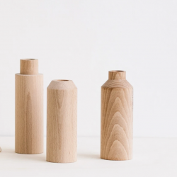 3 vases en bois